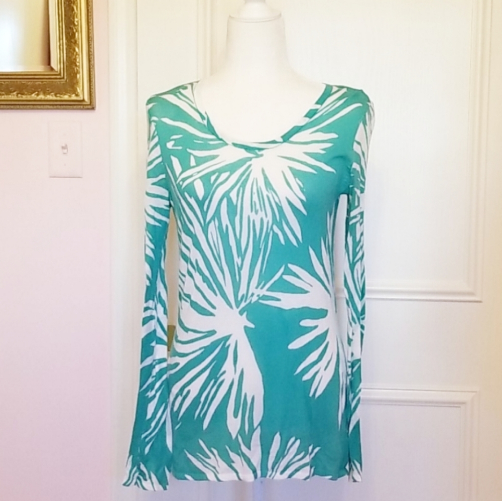 LILLY PULITZER real palm knit tunic